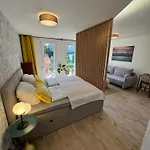Gaesteapartment Am Agra Park Apartment